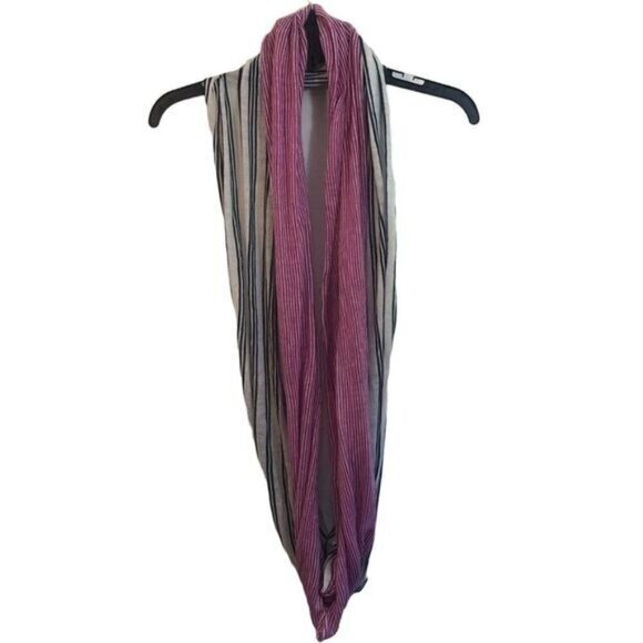 Cato Striped Infinity Scarf One Size Acrylic Pink & Black Made In China‎ - Picture 4 of 11
